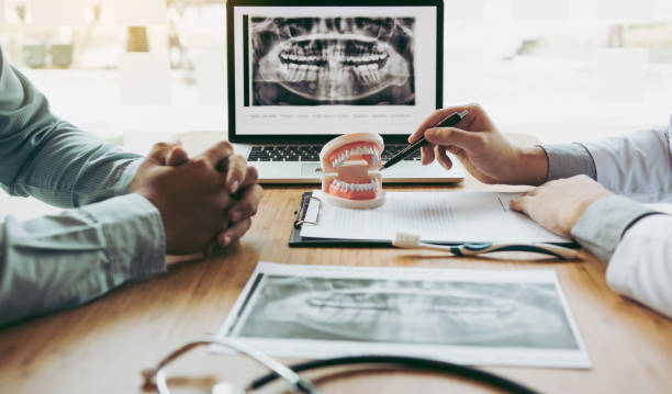 Best Emergency Tooth Extraction  in Palm Springs, CA